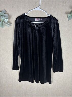 Quacker Factory > Y2K Black Velvet Long Sleeve Top Studded Neck Medium